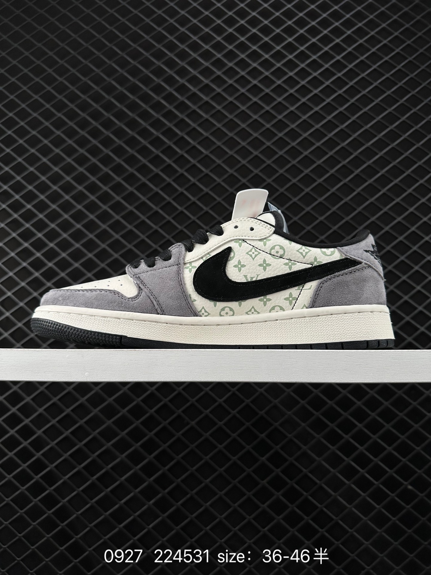 Travis Scott x Air Jordan 1 ” Reverse Mocha “